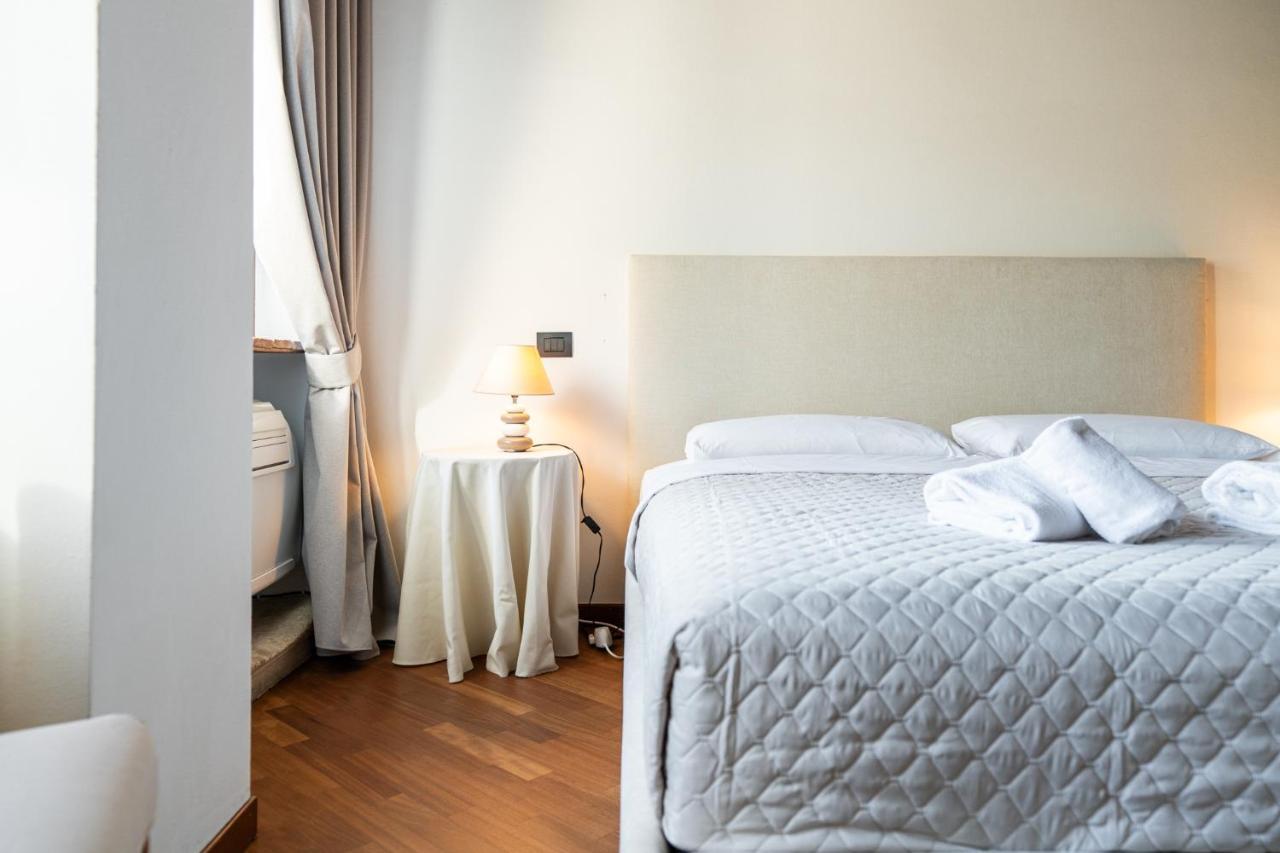 Domus Verona - Residenza Merici Buitenkant foto